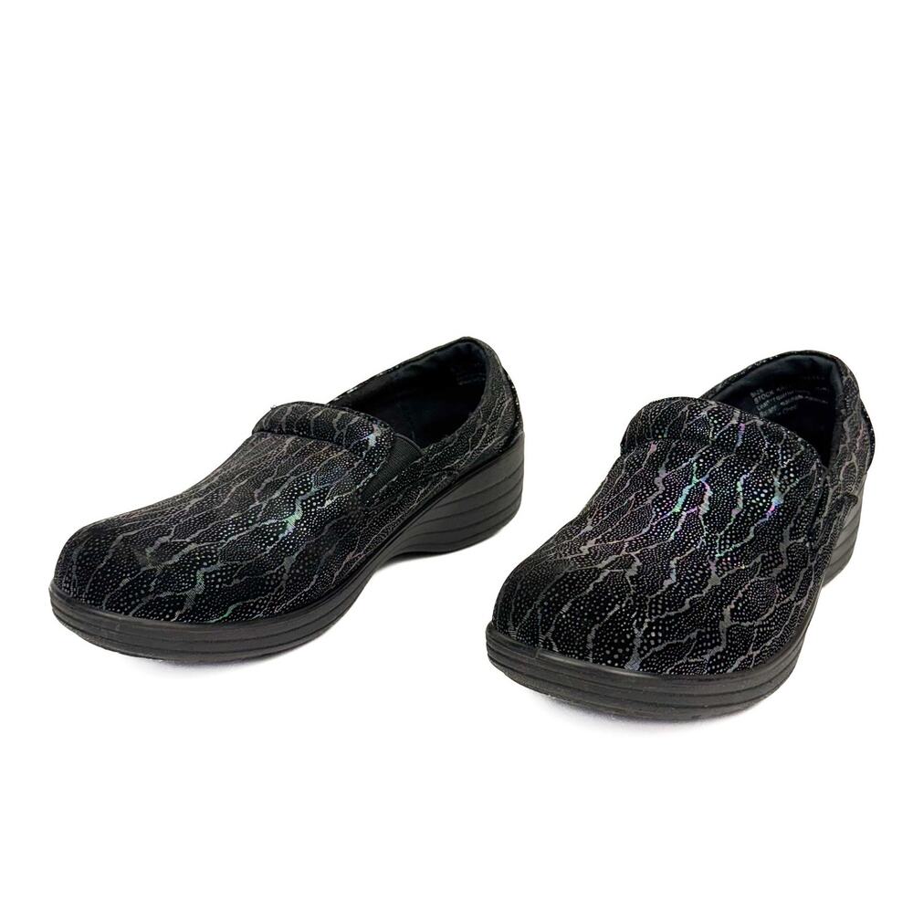 Savvy Womens Nursing Shoes Lightweight Chrome Vein‎ Sz 7 Slip Resistant Comfort